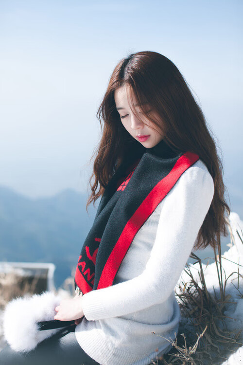 终极大戏!梅赛德斯绝杀红牛二队,勒克莱尔极限超车点燃肾上腺素