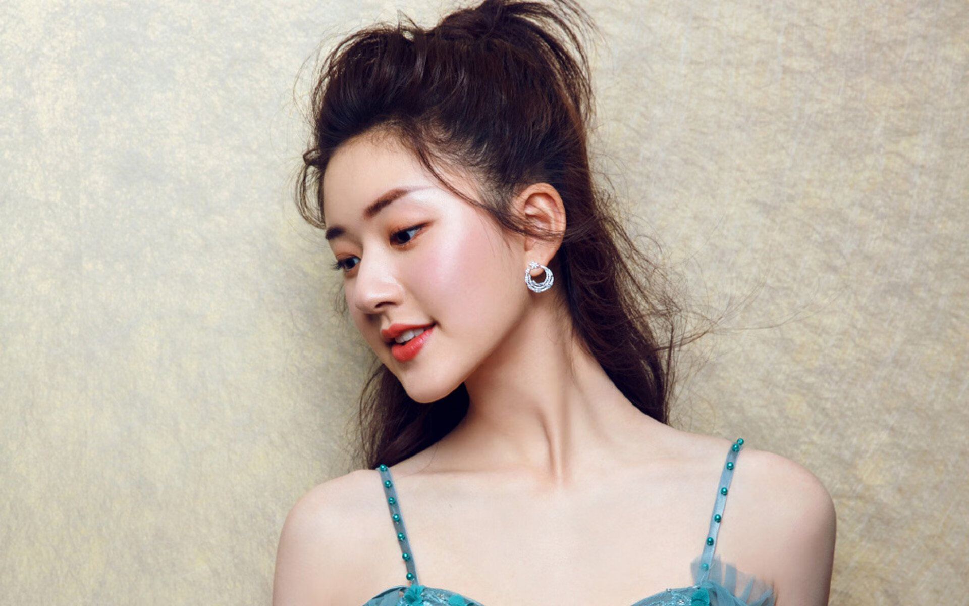 东决淬火夜，利拉德的戴表时刻与扛起全队的真正含义